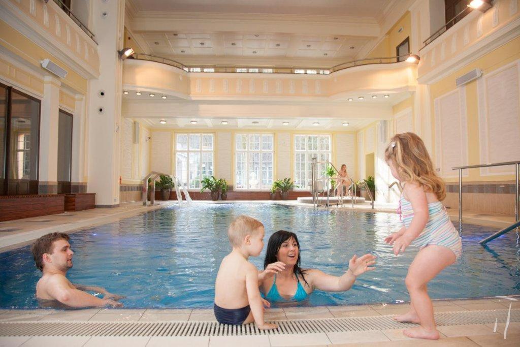 Jan Kazimierz Hotel Duszniki Zdrój Kültér fotó